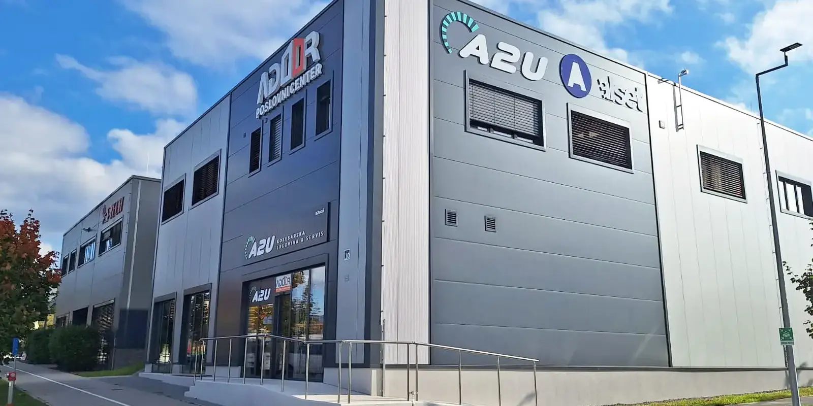 Trgovina s kolesi in sevis koles A2U Velenje