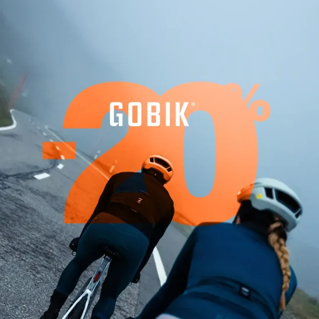 Kolesarja na cesti v megli z napisom Gobik -20% za End Season Fest Winter Edition.